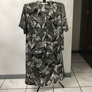 (Runs Big) New Focus Skirt Suit